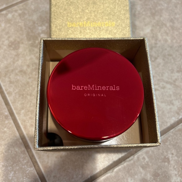 Bare Minerals NEW Original loose foundation super size - Picture 4 of 4
